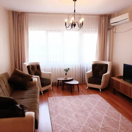 Apartment Sehrin Merkezinde Yasamin Kalbinde