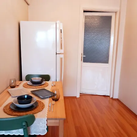 Apartment Sehrin Merkezinde Yasamin Kalbinde Istanbul