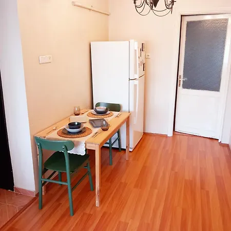 Apartment Sehrin Merkezinde Yasamin Kalbinde Istanbul